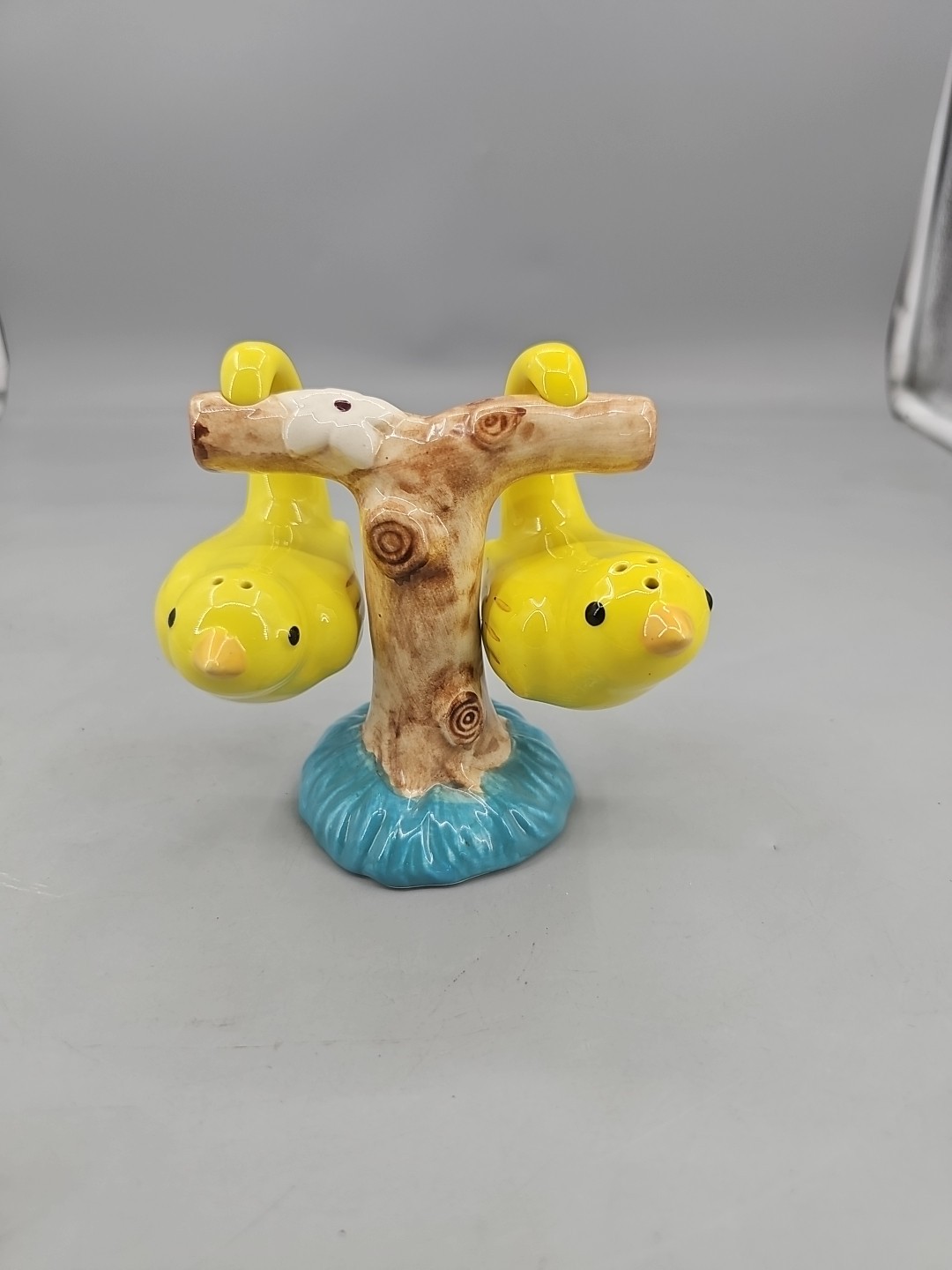 Creative Co-Op Pair Yellow Birds Hanging On Tree Salt & Pepper Shakers gallery