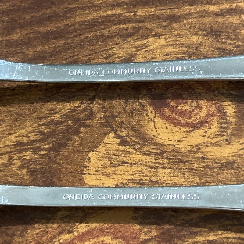 4 Oneida Community Stainless Patrick Henry Dinner Forks 7-1/4" Flatware gallery