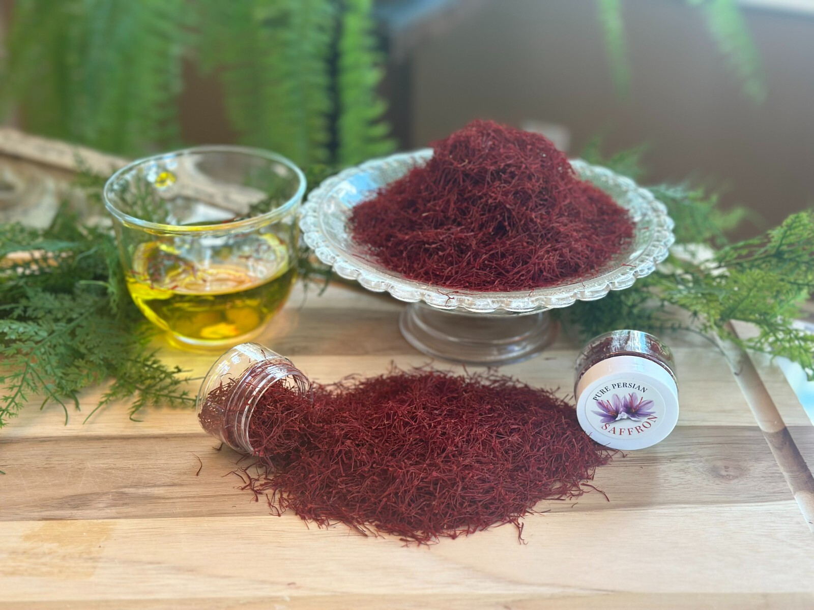 1 Gram Pure Organic Saffron Zaffron (Premium Quality) - Grade A!! gallery