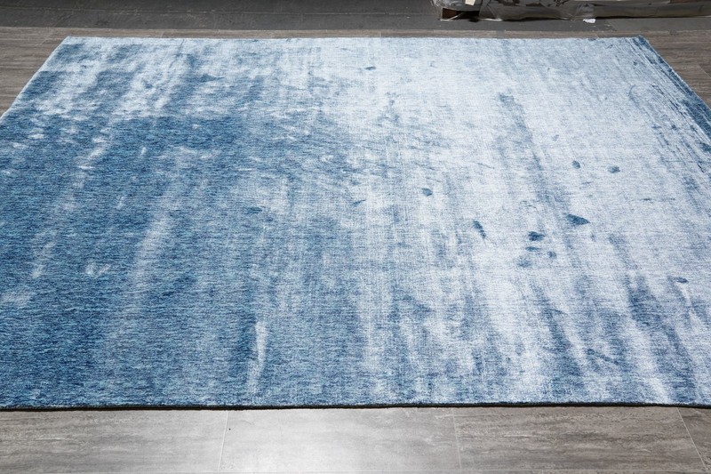 8 x 10.4 Light Blue Solid Plain Color Modern Rug Bamboo Silk #F-4535 gallery