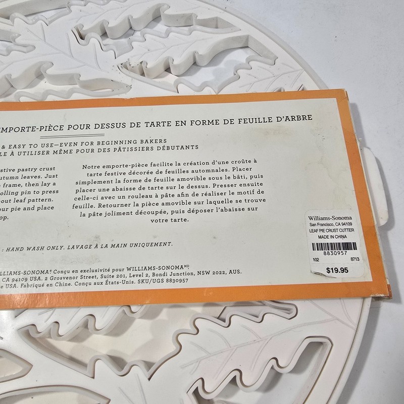 Williams Sonoma Pie Crust Cutter Bundle Lot of 4 Fall Summer Snowflake Autumn gallery