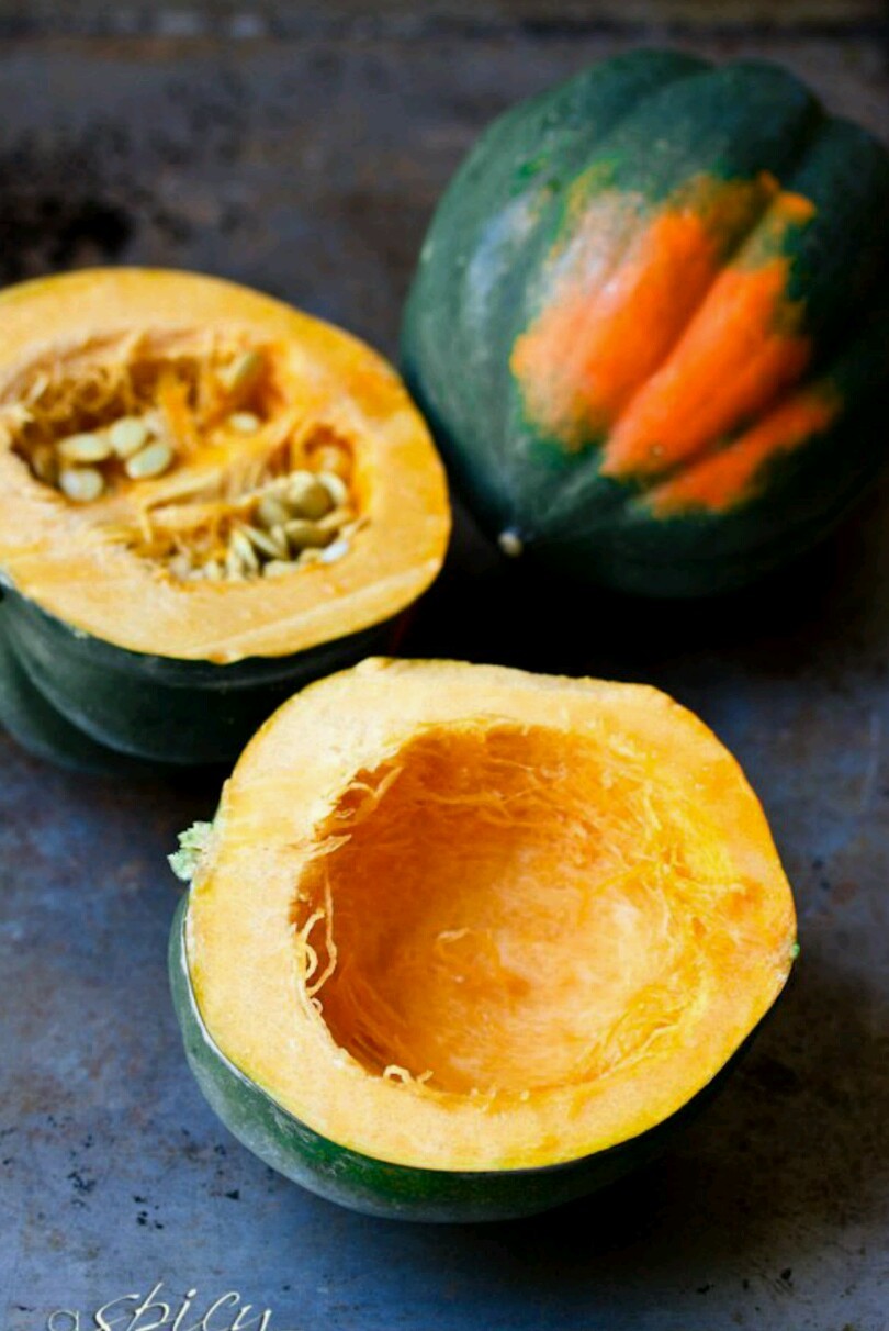 Acorn Squash-40 Seeds - Table King -Non GMO- Organic -Open Pollinated. gallery