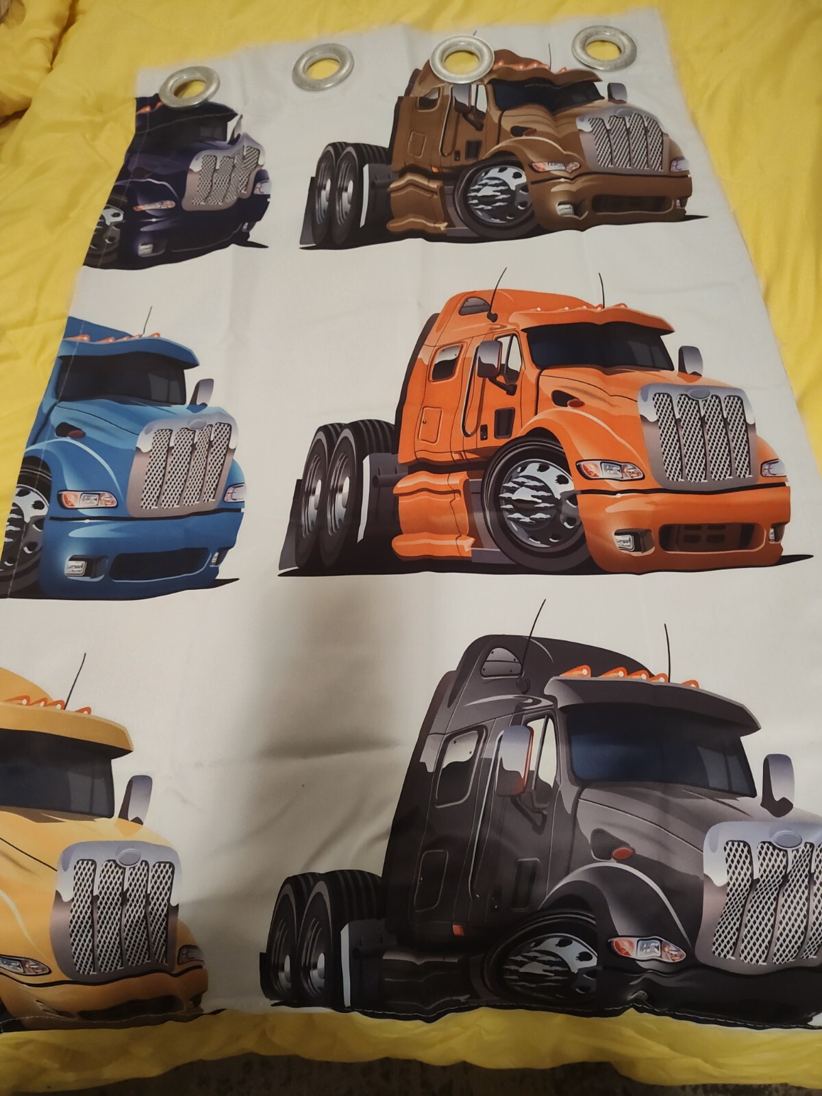 Semi Tractor Curtains 4 Panels Measures 26 In. X 45 In. gallery