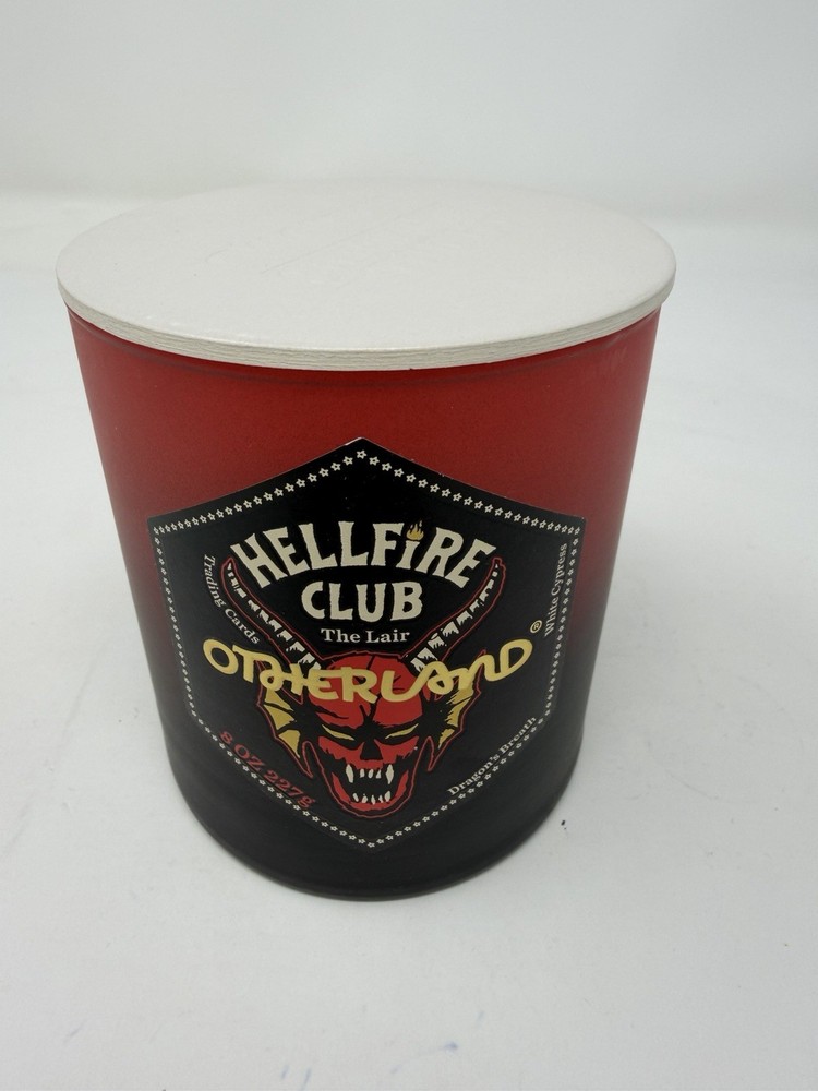 Stranger Things OtherLand Hellfire Club Single Wick Candle 8 Oz Limited! F/s