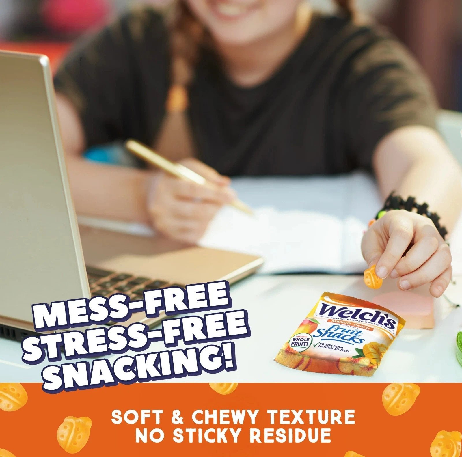 Welch’s Fruit Snacks Mango-Peach – Soft Fruit Snacks, 0.8 oz Each, 22-Count Pack gallery