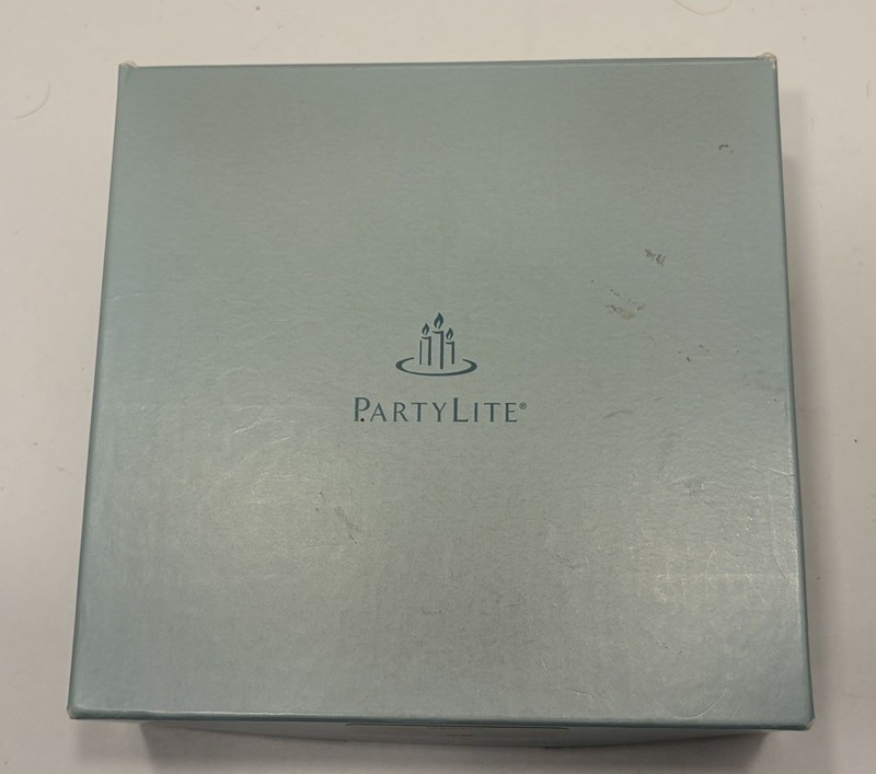 PartyLite Votive Sampler Box CS0214 Set of 16 Unused Candles Some Box Damage gallery