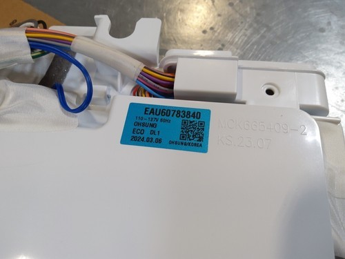 OEM LG EAU60783840 Ice Maker Assembly gallery