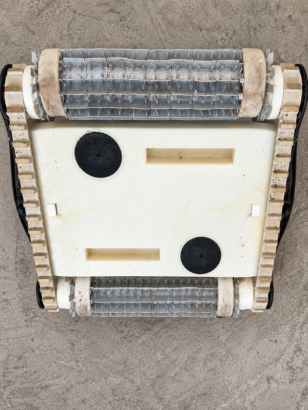 Dolphin Nautilus CC Plus Robotic Pool Cleaner w/ Tested Power Supply - For Parts gallery