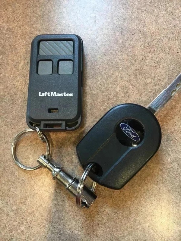 LiftMaster 890MAX 3-Button Mini Keychain Garage Door Remote Control Opener gallery