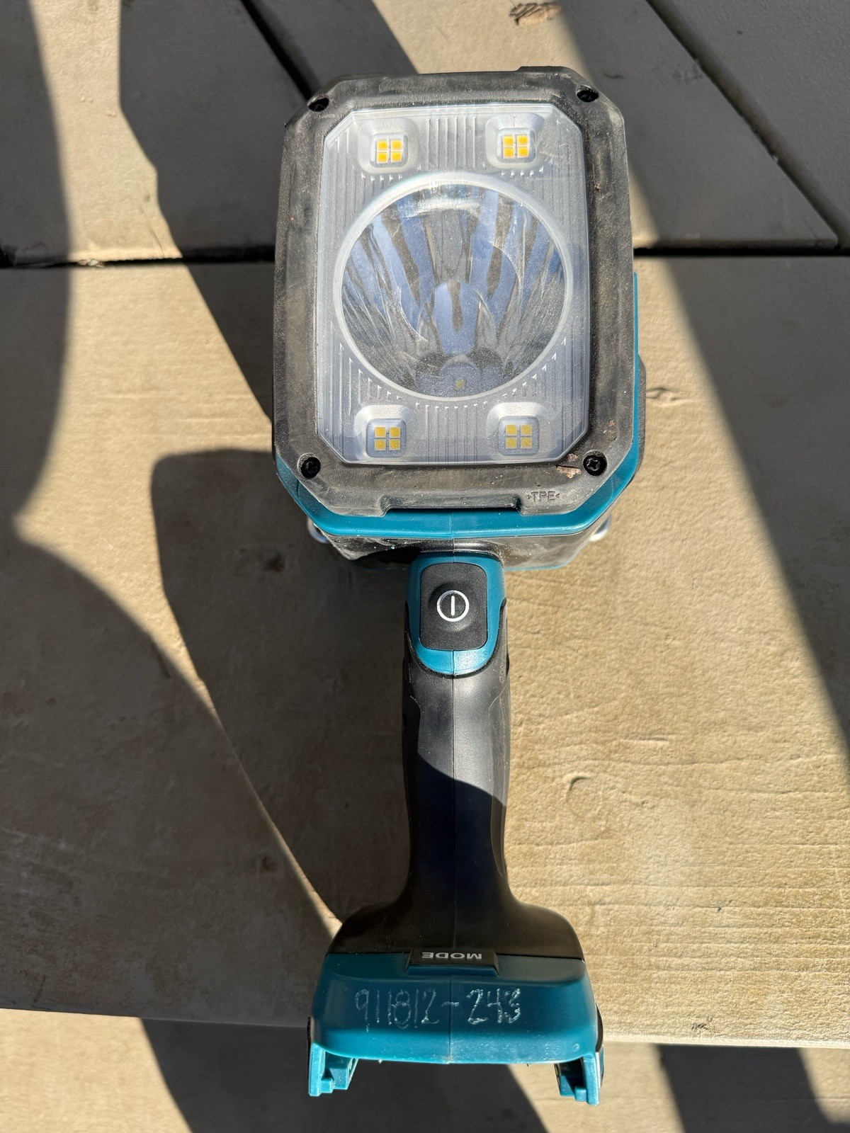 Makita DML812 Flashlight Tool Only - See Photos And Read Description. gallery