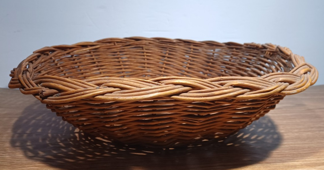 Large Wicker Bread Fruit or Floral Centerpiece Square Basket 3.5" Tall gallery