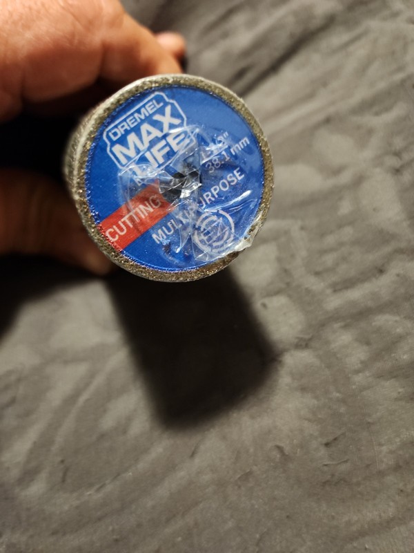 DREMEL EZ545HP, Max Life Multi-Purpose 1-1/2 in. Diamond-grit Cutting Wheel gallery