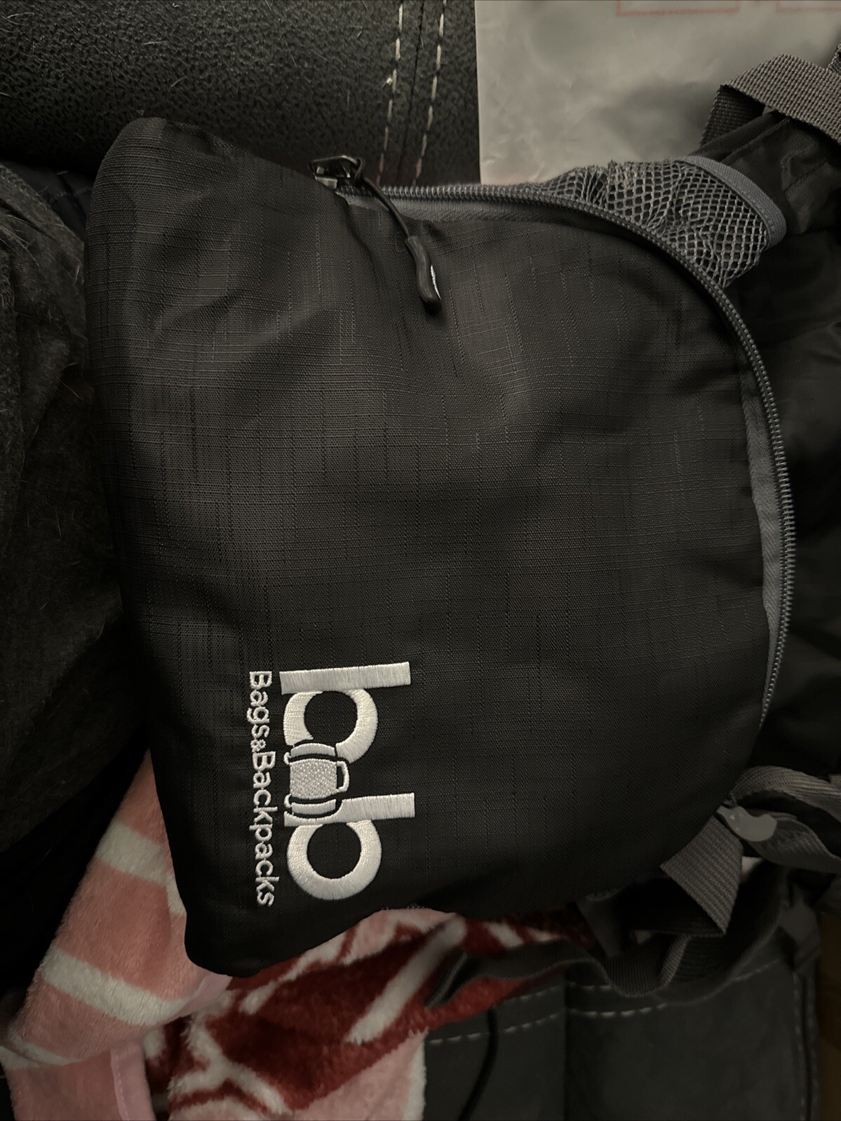 BB Traveler 37L - Lightweight Foldable Backpack (Black) 5