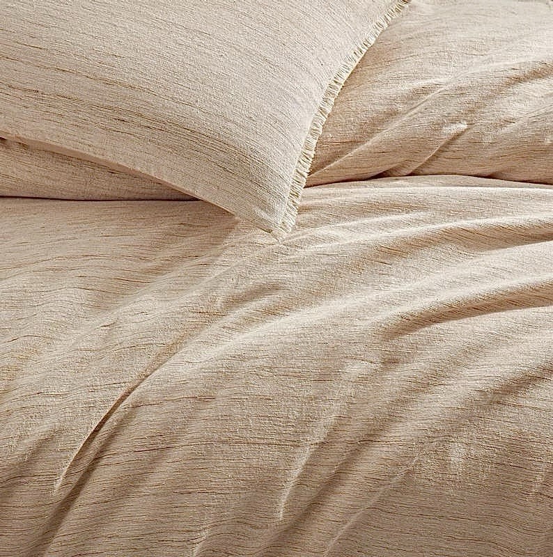 Donna Karan Elements Natural Raw Silk Blend King Duvet Cover | Luxurious Bedding gallery