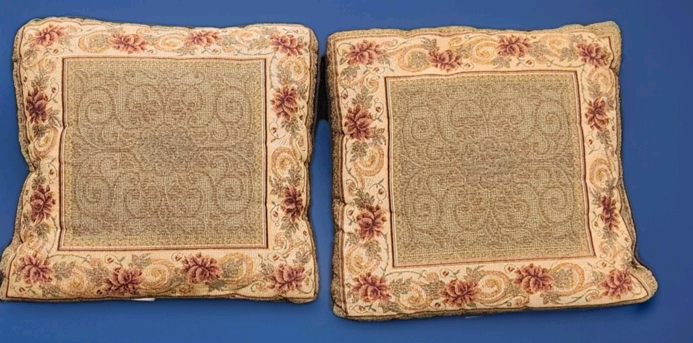 2 Vtg Mohawk Home 18" square Decor Tapestry Throw Pillow FLORAL Red SCROLL gallery