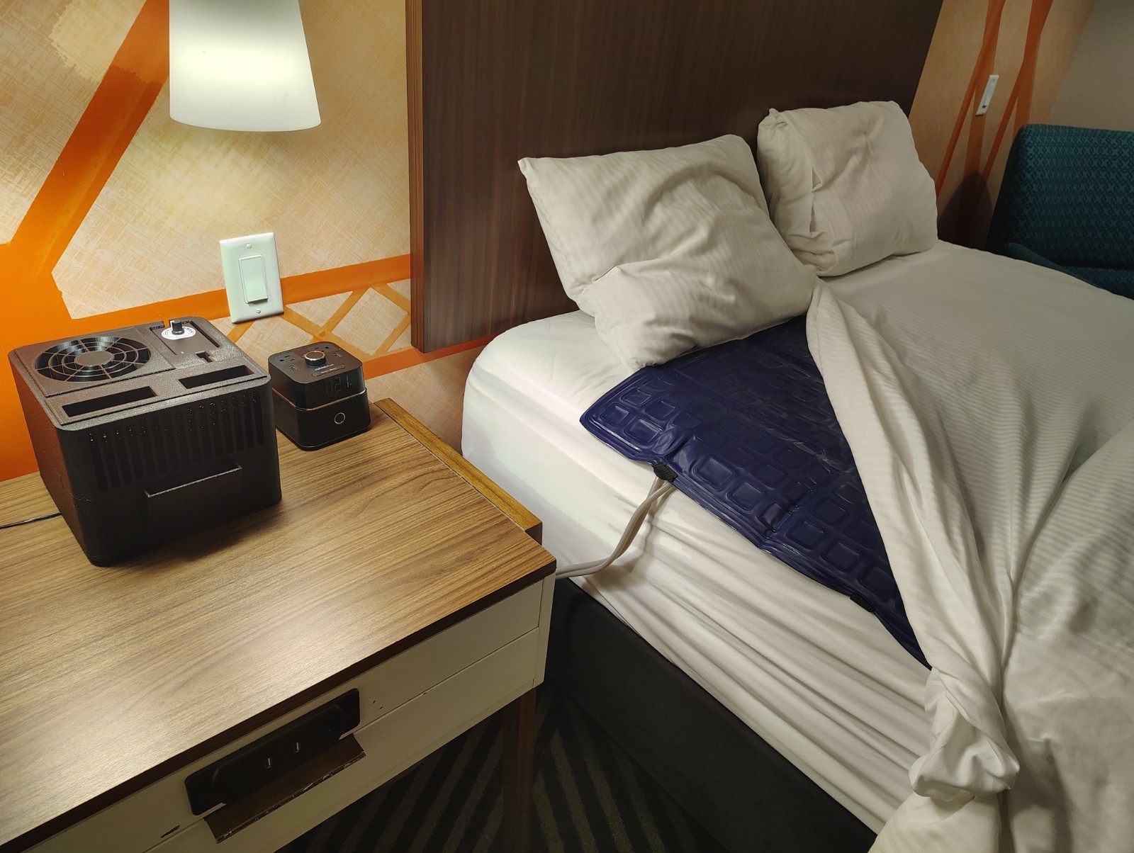 Mattress Cooler Pro - Hotel Series : Water Cooler + Cooling Mattress Topper gallery