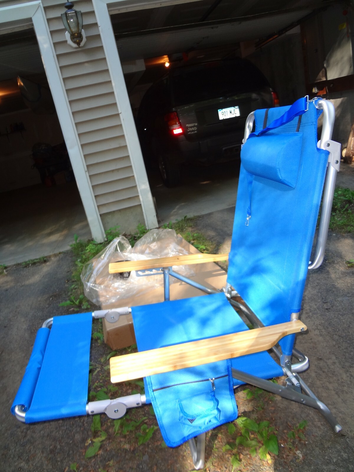NIB Beach Mall Blue Folding Chair gallery