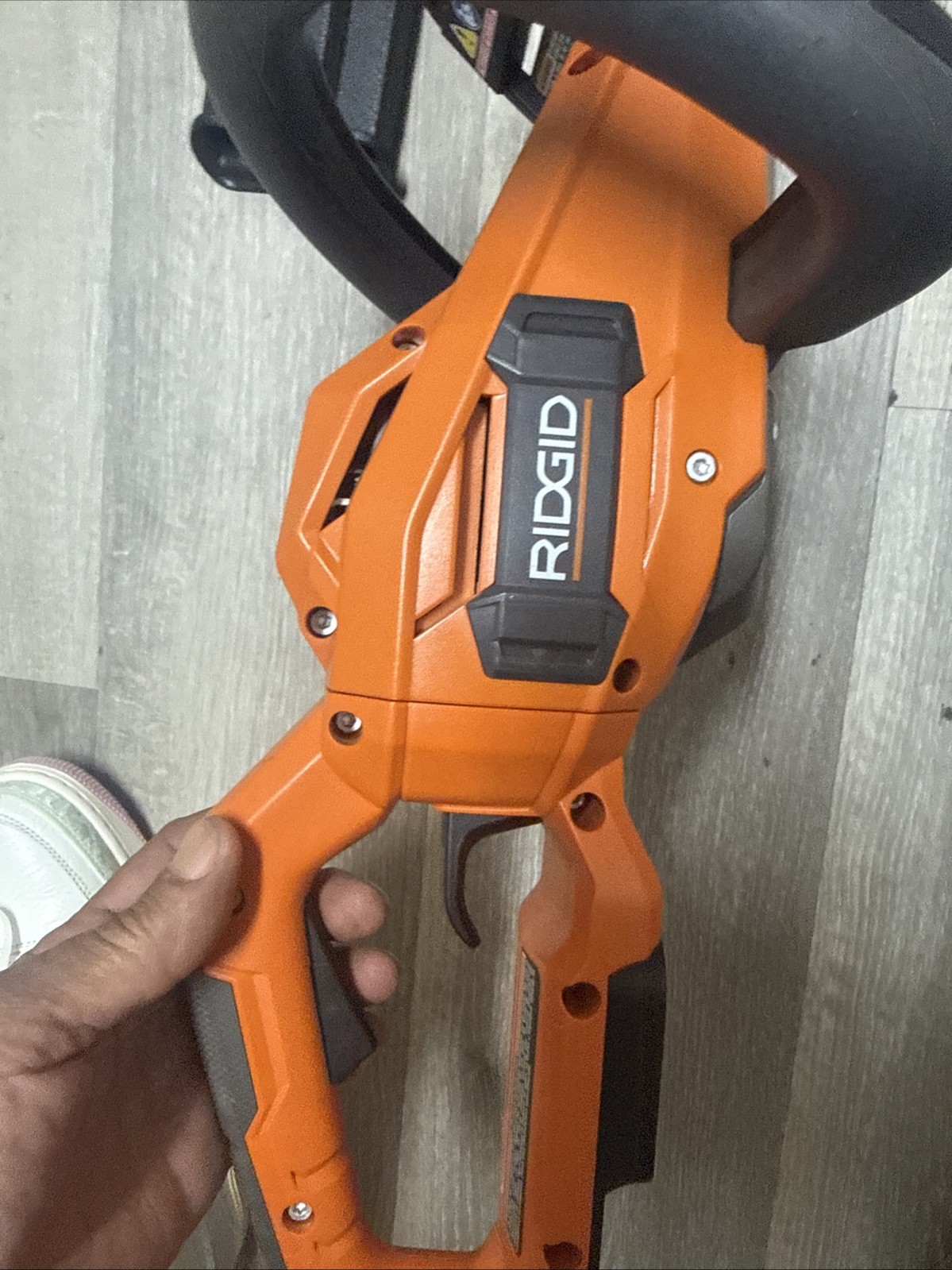 RIDGID R01401B 22" 18V Brushless Cordless Hedge Trimmer (Tool Only) Used BHT-18T gallery