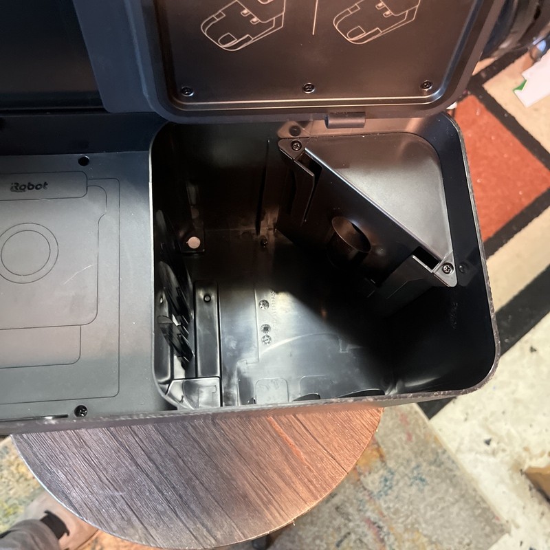 iRobot Clean Base Charging Dock Roomba j5 j6 j7 i3 i4 i5 ADG-N1 Top Half W Lid gallery