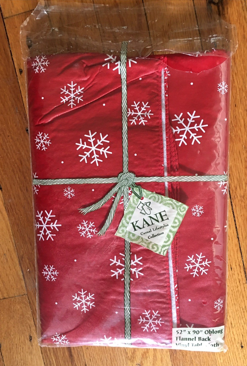Kane Holiday Snowflakes~Vinyl Tablecloth Flannel Back 52 X 90in Oblong Red White gallery