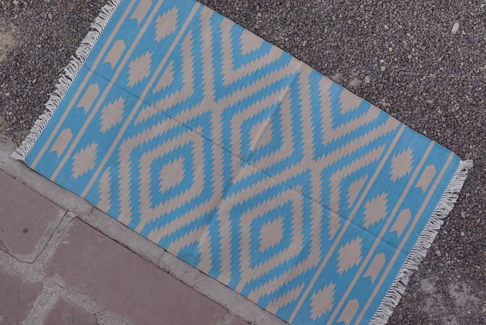 Rugmoda Cotton Blue Beige Diamond Geometric 3x5 ft Flatweave Area Rug for Bedroo gallery