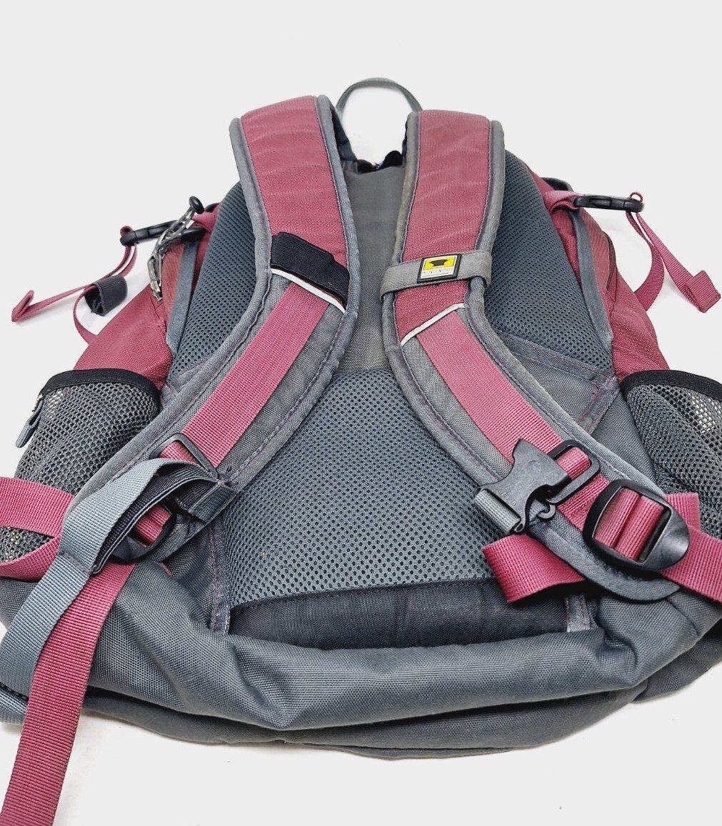 Mountainsmith Clear Creek 20 Red Gray Backpack 2