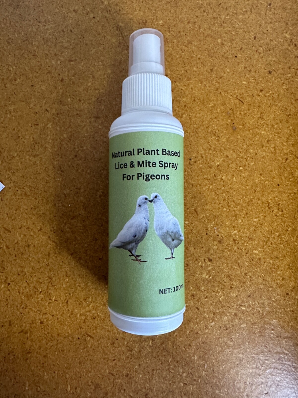 Natural Plant Based Mite & Lice Spray for Pigeons 100ml gallery