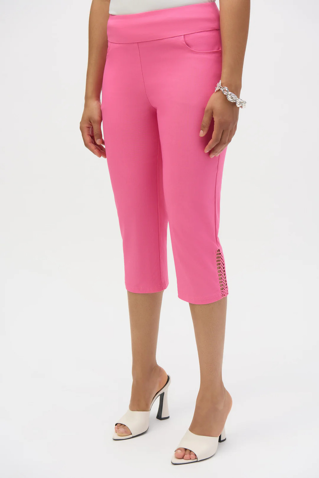 Joseph Ribkoff Pull On Guipure Capri Pants 252192 gallery