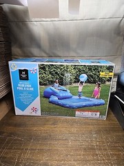 MEMBERS MARK 11’ Inflatable Donut Pool & Slide Blue