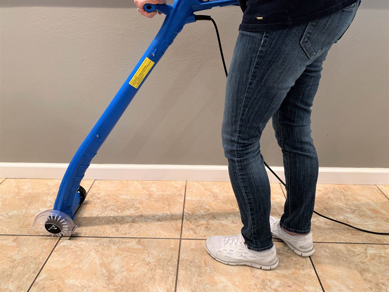 Refurbished Grout Groovy Electric Stand Up Tile Grout Cleaning Machine gallery