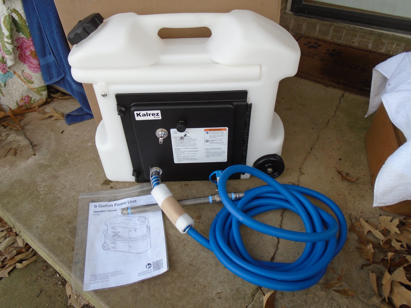 BioSafe Systems 5 Gallon Portable Air Pressure Smart Foam Sprayer FI-5N New gallery