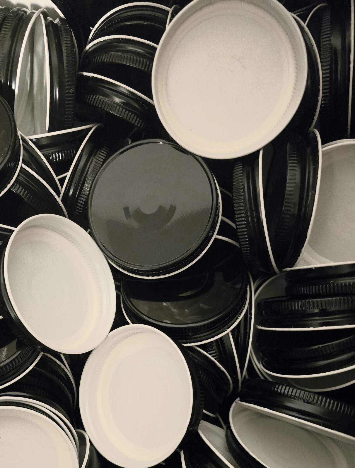 70-450 Black Lids With Button (Tecnocap) Fit 8oz, 12oz, 16oz Regular Mouth Mason gallery