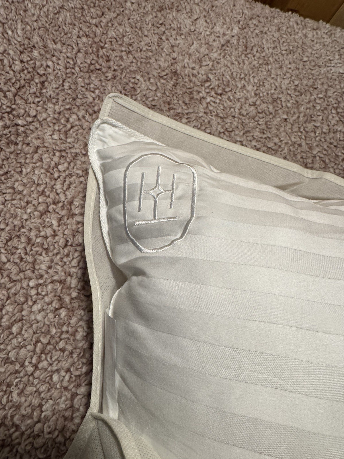 Threshold Hotel Sateen Down Alternative Firm Pillow Standard/Queen 20x28in 300TC gallery