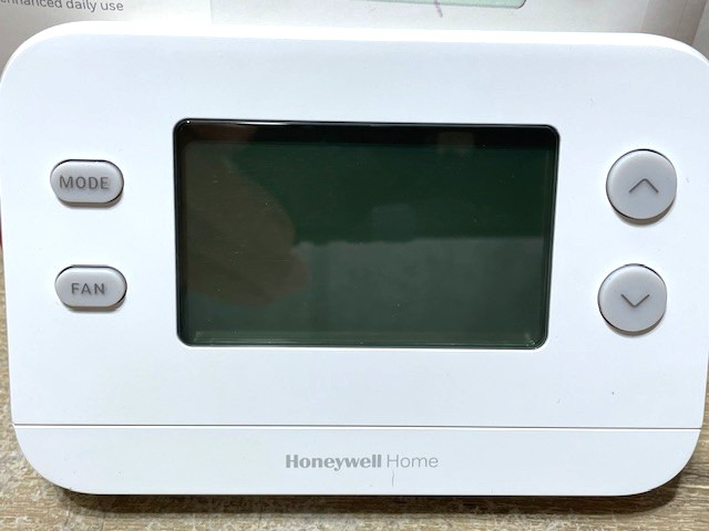 Honeywell Home X1N Non-Programmable Thermostat for Heating and Cooling Systems gallery