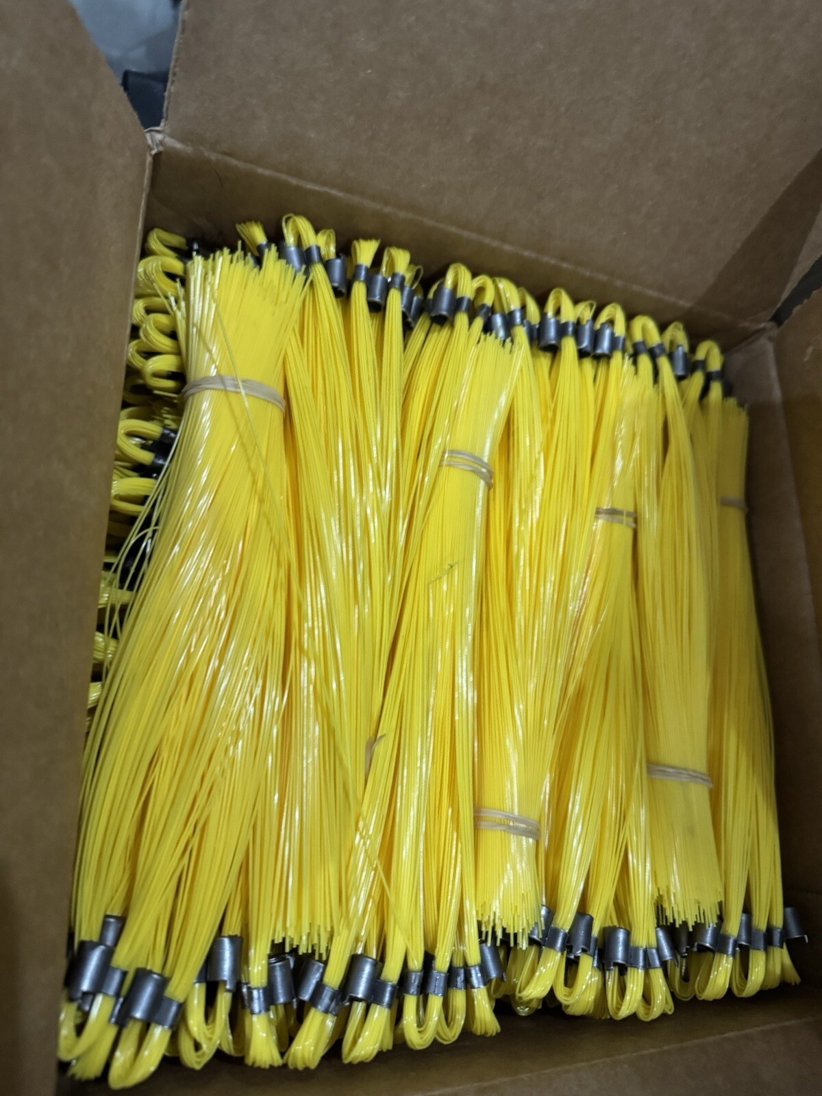 Stake Chaser Yellow 9 Inch Marking Flags for Survey, Landscaping Trails (500-Ct) gallery