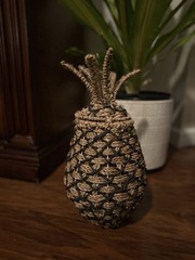 Handmade Pineapple Shaped Wicker Rattan Basket w/Lid Brown Beige 14″ Tall Décor