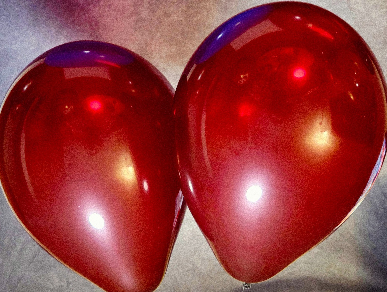 Qualatex 16" Crystal Balloons - Sparkling Burgundy 20ct gallery