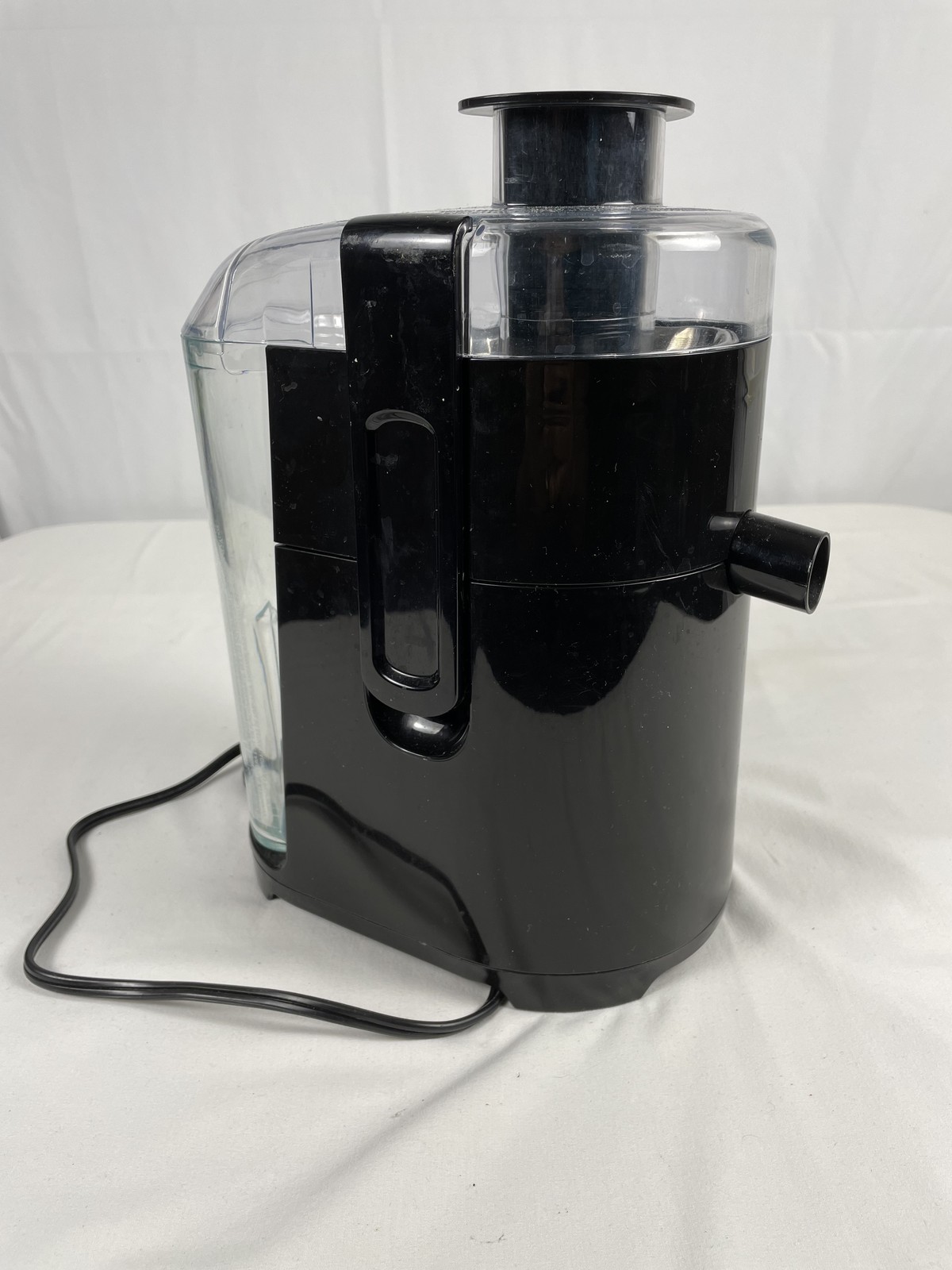 BLACK+DECKER Juice Extractor Centrifugal Juicer Black JE2200B 400W Tested Works gallery