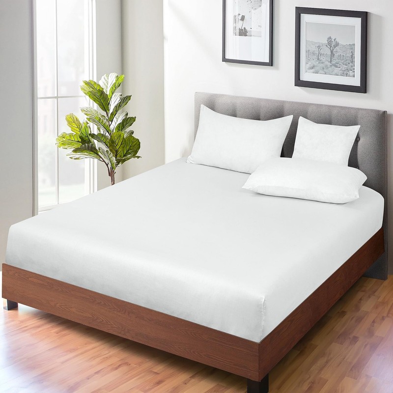 ROYALE LINENS 300 Thread Count 100% Long Staple Combed Cotton Fitted Sheet Tw... gallery