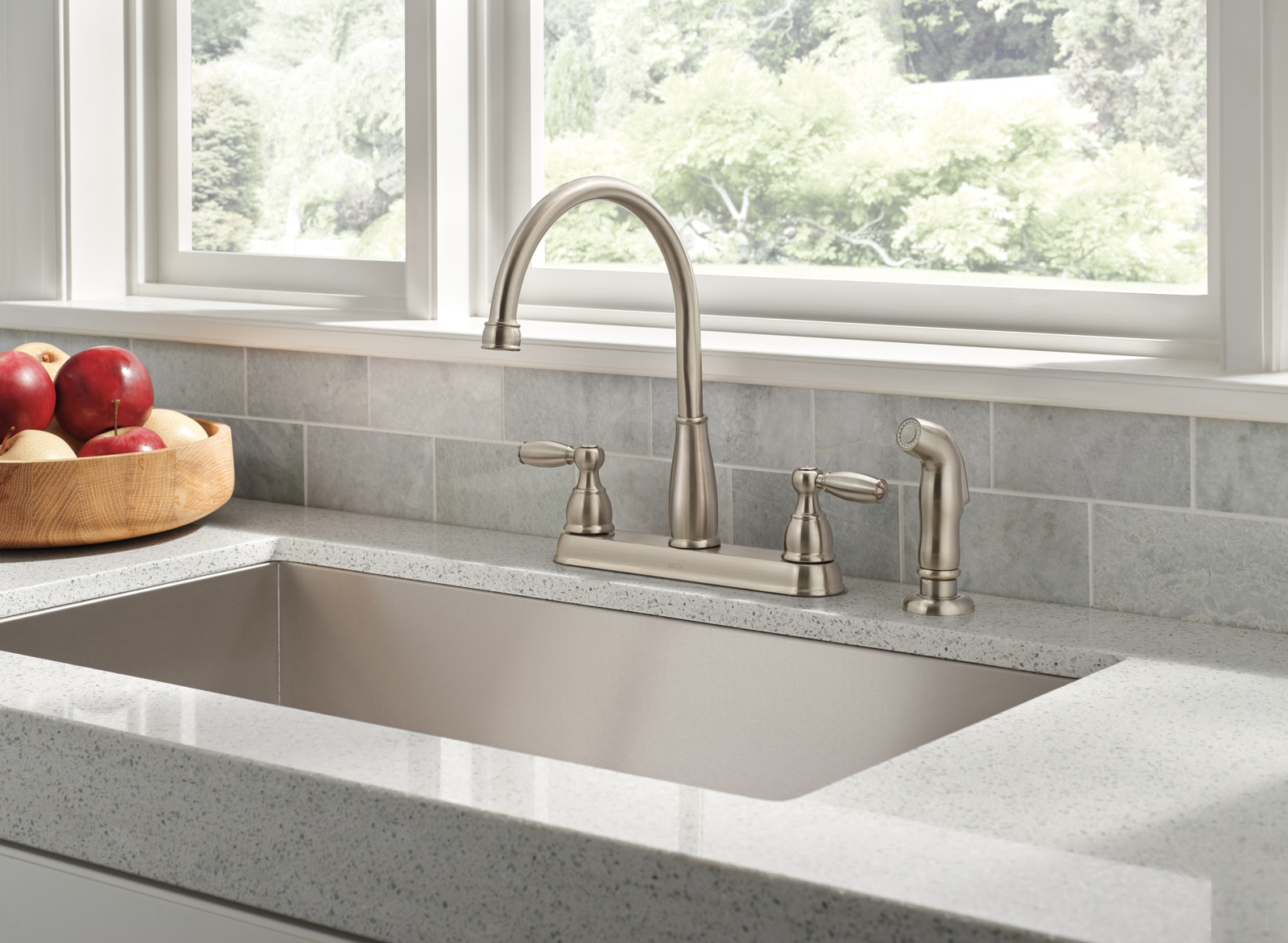 Delta Foundations Kitchen Faucet with Spray in Stainless-Certified Refurbished gallery