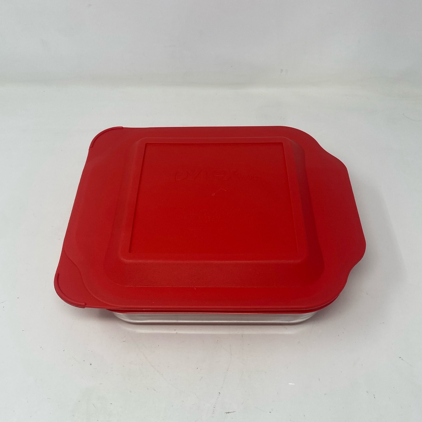 Pyrex 7211 6-Cup Rectangle Glass Dish w/ Red 7211-PC Lid gallery