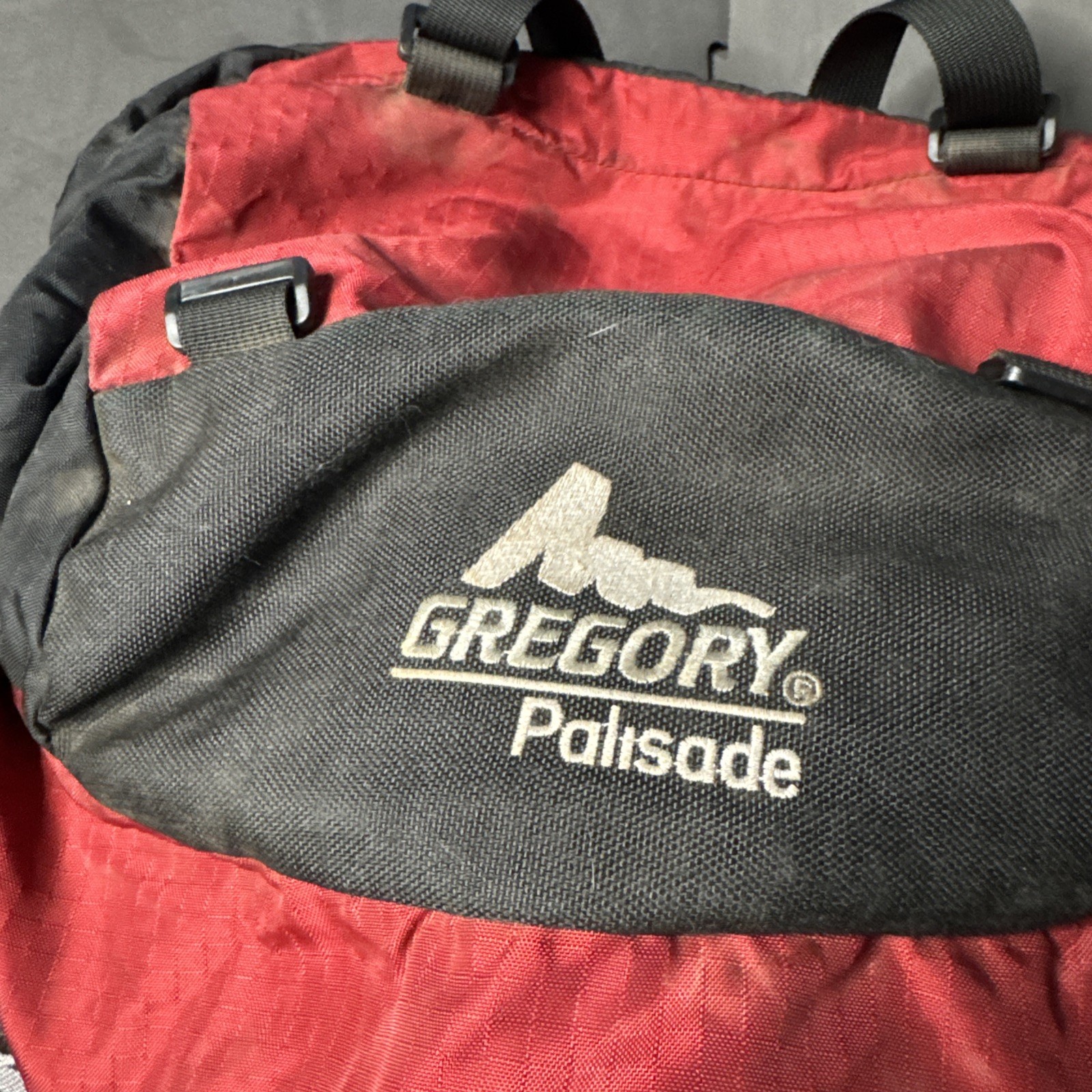 Gregory Palisade 80L Internal Frame Backpack Red/Black Medium Hiking GreatShape 2