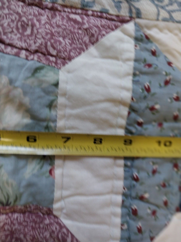 Patchwork Twin Quilt "SPOOLS" Beautifully Done 64" by 86" Long-Unbranded gallery
