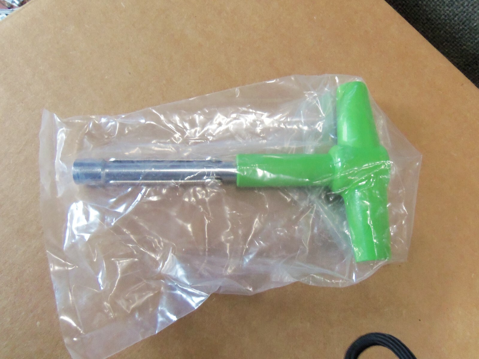 Plumbers T Handle 5/16" Drive 60# No Hub Torque Wrench CREMCO gallery