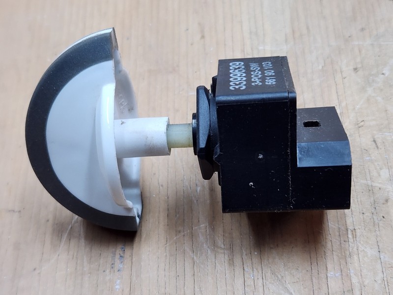 Whirlpool Dryer Selector Switch WP3399639, 3399639 Preowned gallery