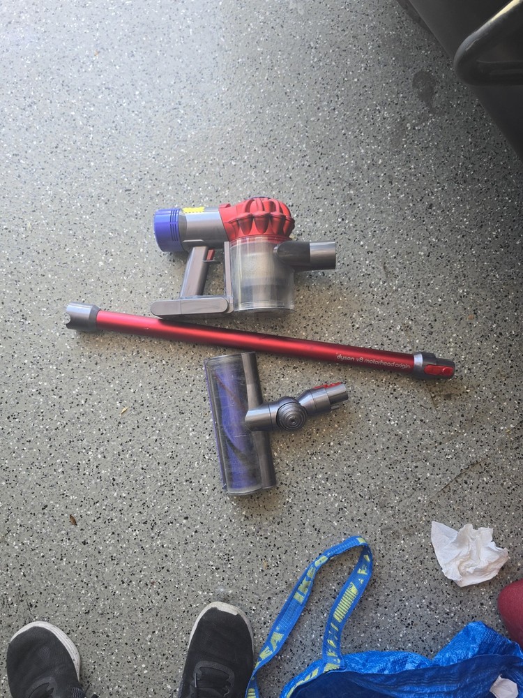 Dyson V8 Motorhead Origin Codless Stick Vacuum Cleaner - Red