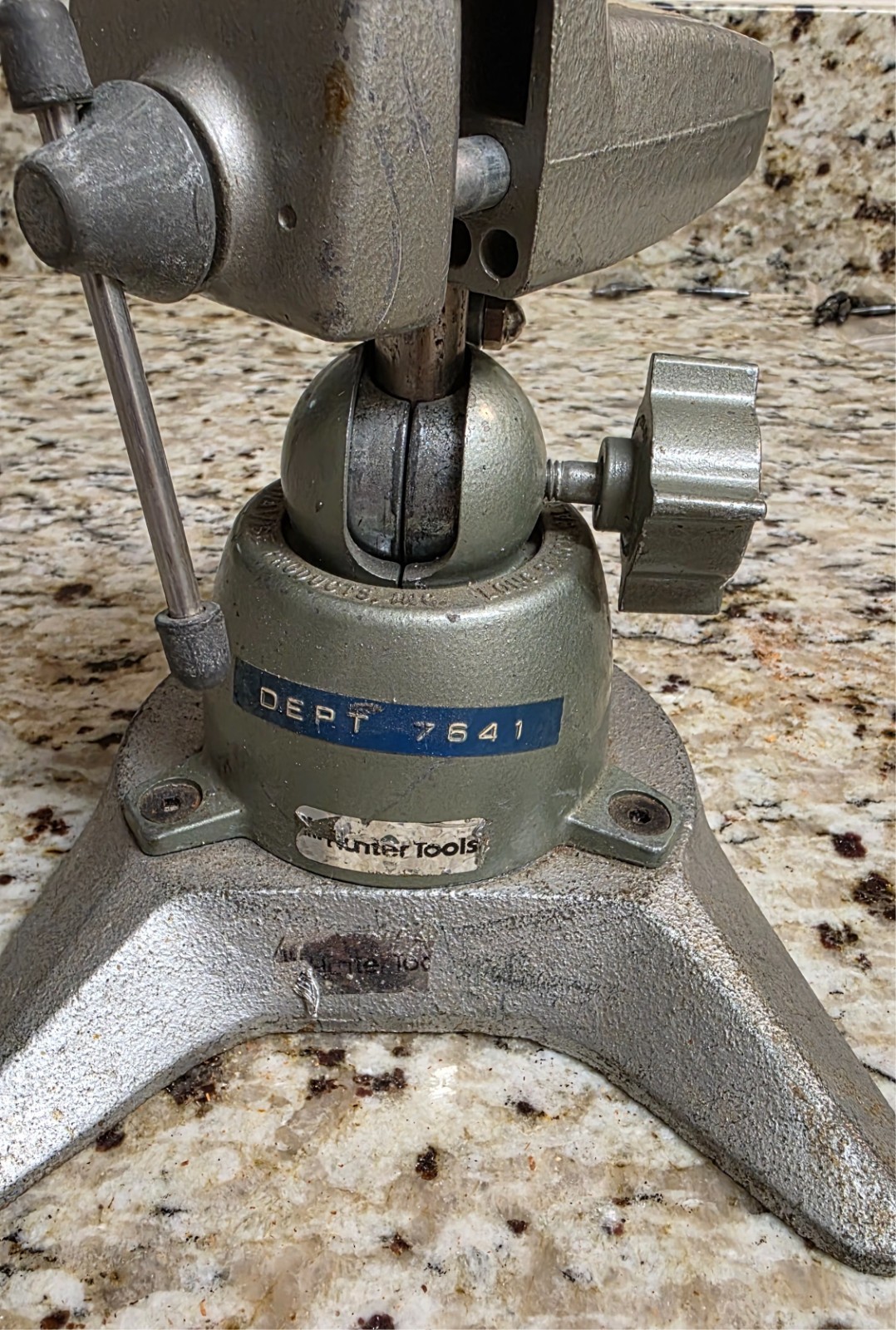 Panavise 301 Standard Multi-Angle Vise gallery