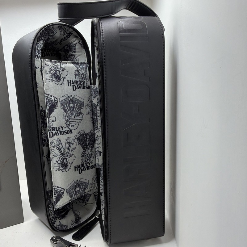 Harley-Davidson Repeat Engine Pattern Wine Bottle Hard-Sided Case Tote Set gallery