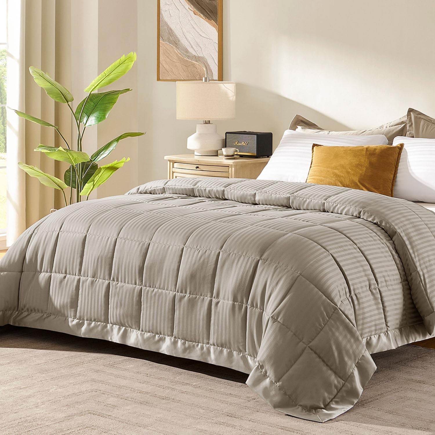 Lightweight King Size Down Alternative Blanket, Satin Trim, All Season, Machine gallery