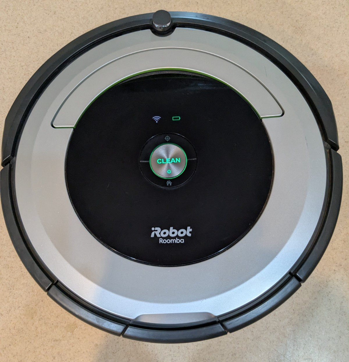 iRobot Roomba 690 Robotic Vacuum Cleaner...Wifi.....NO BASE !!...ONLY 25 hours gallery